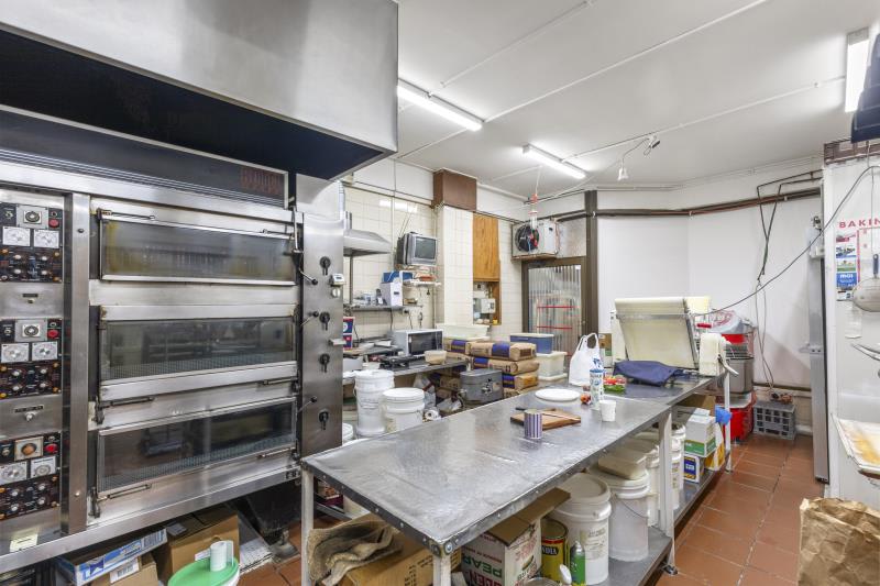 Ground  Shop 1/30-32 McAdam Square Croydon VIC 3136 - Image 3