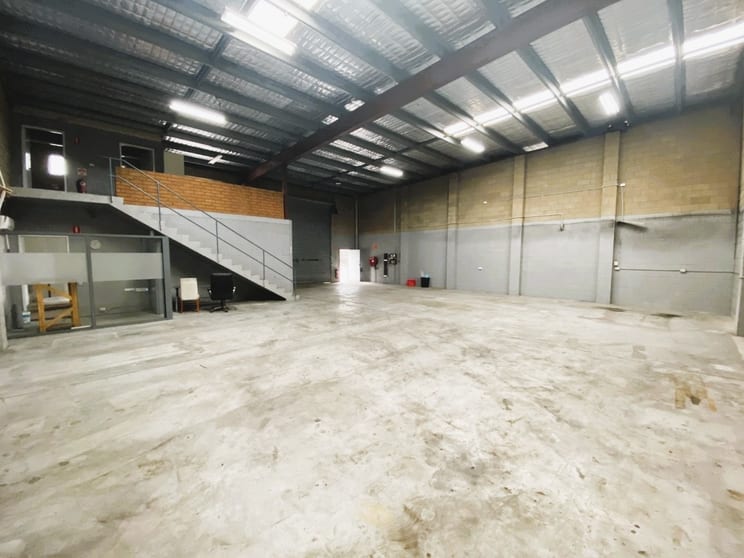 4/203 Fairfield Rd Guildford NSW 2161 - Image 2