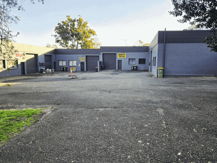 Click to view all images 4-6 Moore Street West Gosford NSW 2250 - Image 2