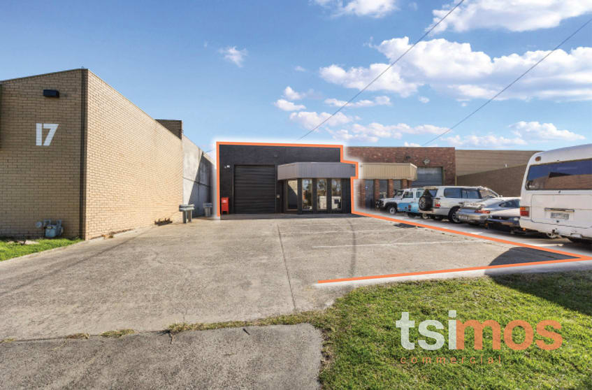 Click to view all images 15A Hinkler Road Mordialloc VIC 3195 - Image 2