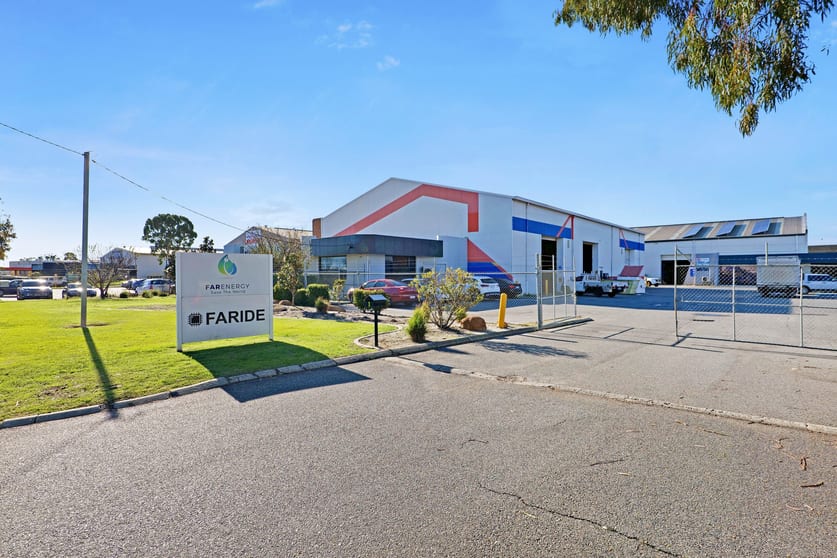 Click to view all images 1/11 Ferguson Street Kewdale WA 6105 - Image 3