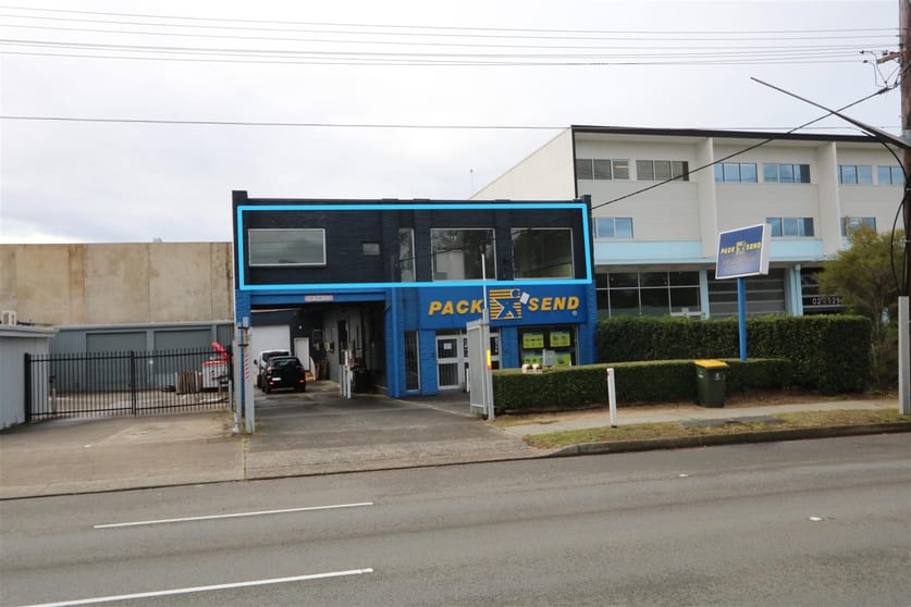 Click to view all images First Floor/25 Captain Cook Drive Caringbah NSW 2229 - Image 1