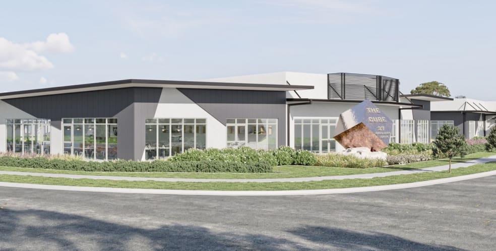 Click to view all images 37 Greg Jabs Drive Garbutt QLD 4814 - Image 2