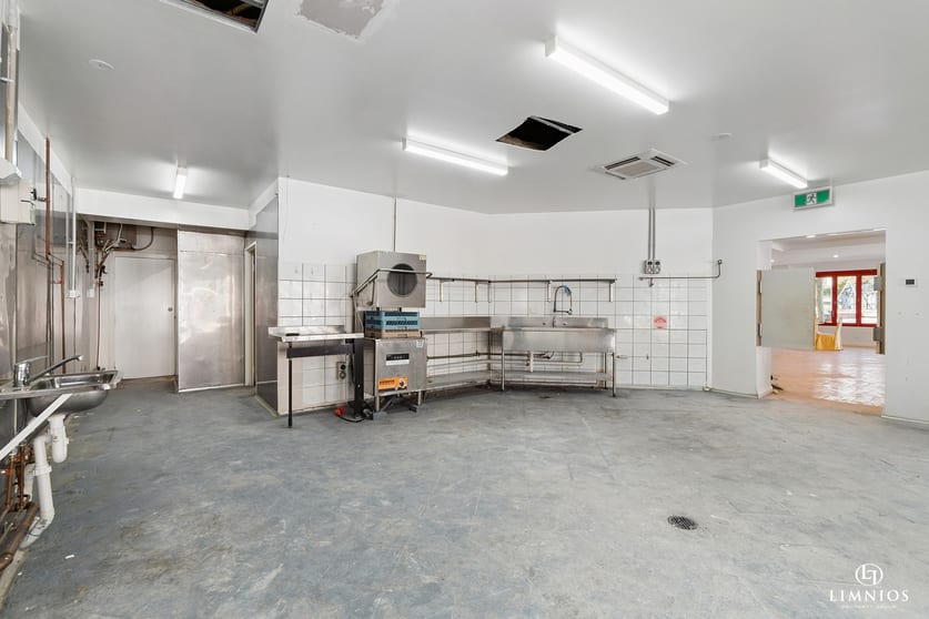 Click to view all images 1/1 Shenton Street Northbridge WA 6003 - Image 3