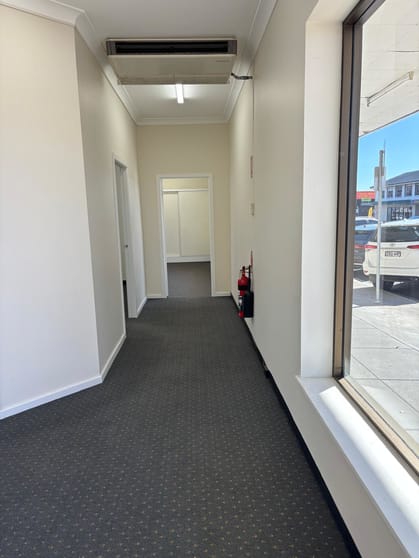 Click to view all images 101 Corner of George & Howick Street Bathurst NSW 2795 - Image 3