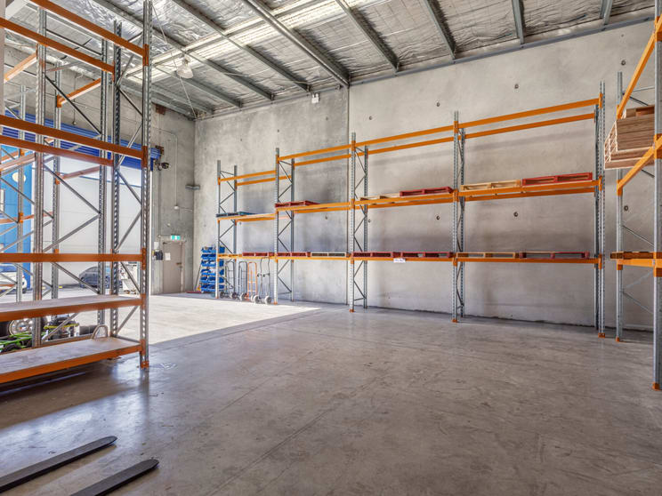 Click to view all images 9/7-9 Progress Circuit Prestons NSW 2170 - Image 3