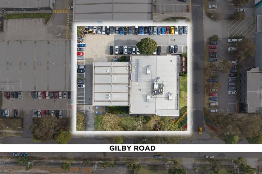 Click to view all images 31 Gilby Road Mount Waverley VIC 3149 - Image 3