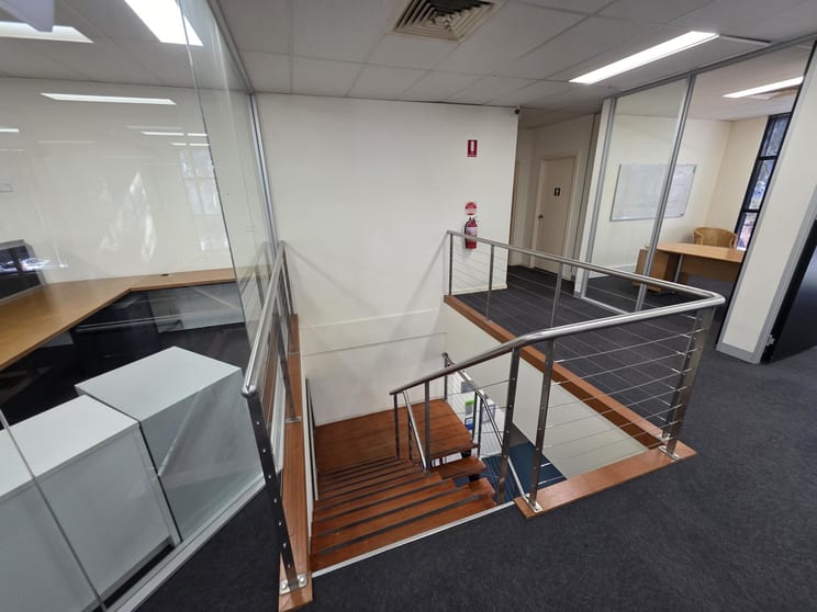 10/20 Duerdin Street Clayton VIC 3168 - Image 3
