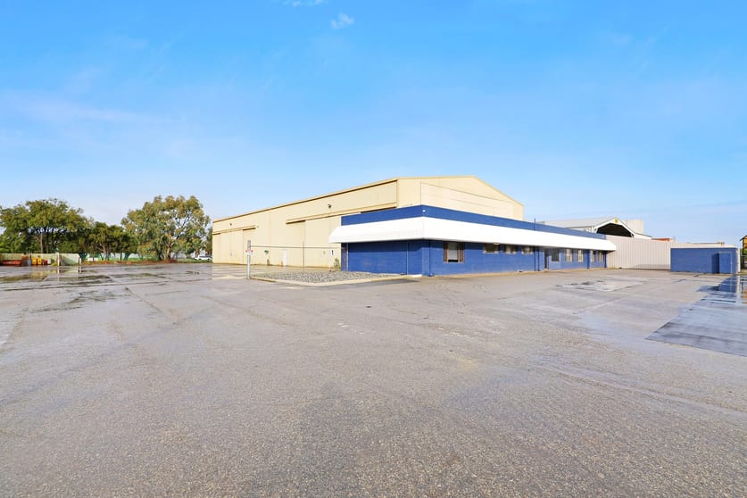 Click to view all images 93 Poole Street Welshpool WA 6106 - Image 1