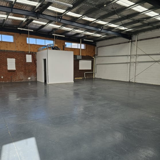 Click to view all images REAR/86-88 Hemmings Street Dandenong VIC 3175 - Image 3