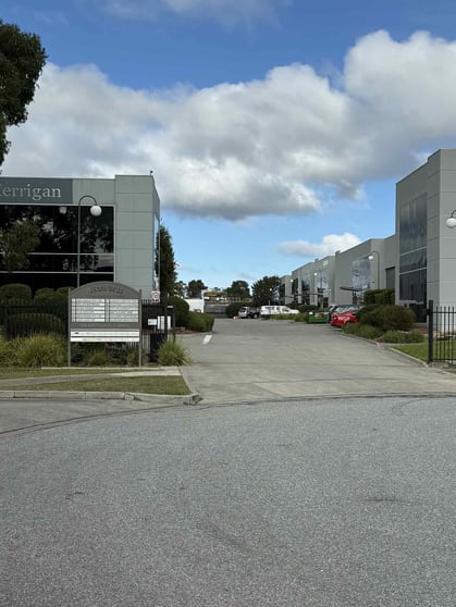 Click to view all images 4/126-128 Merrindale Drive Kilsyth VIC 3137 - Image 2