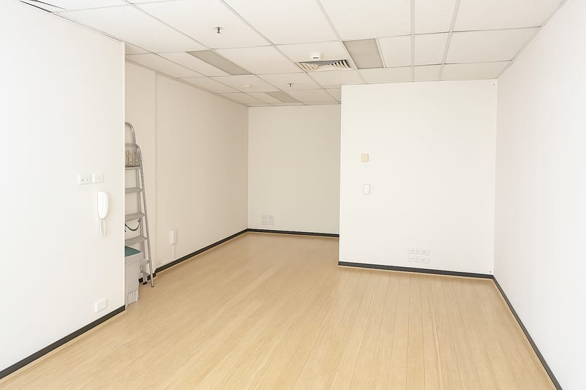 Click to view all images 207/410 Elizabeth Street Surry Hills NSW 2010 - Image 1