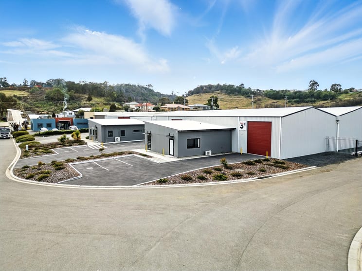 Click to view all images 3 Swanston Drive Waverley TAS 7250 - Image 1