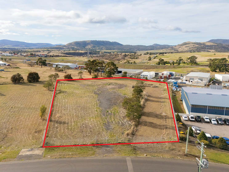 Click to view all images 29 Greenbanks Road Bridgewater TAS 7030 - Image 1