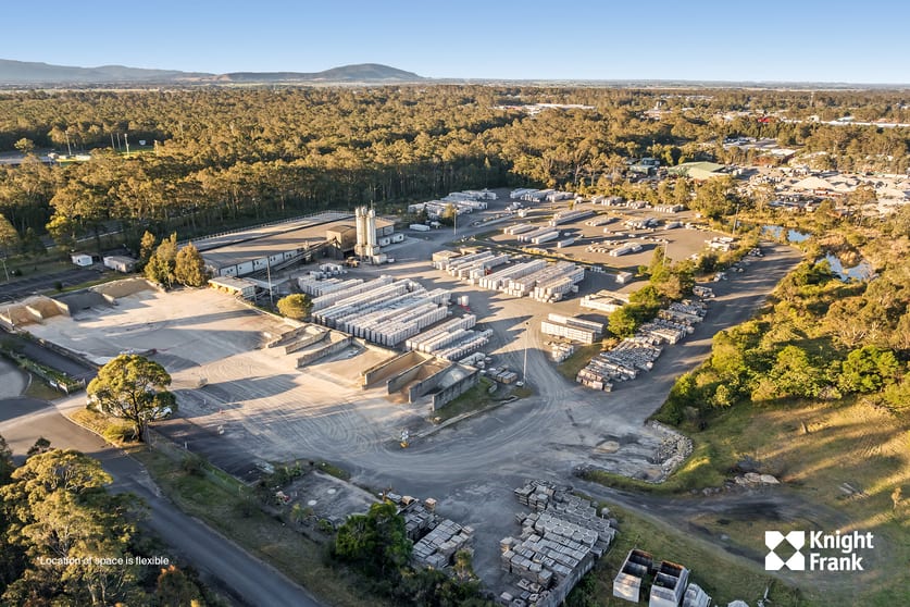 Click to view all images 2 Prosperity Road South Nowra NSW 2541 - Image 1