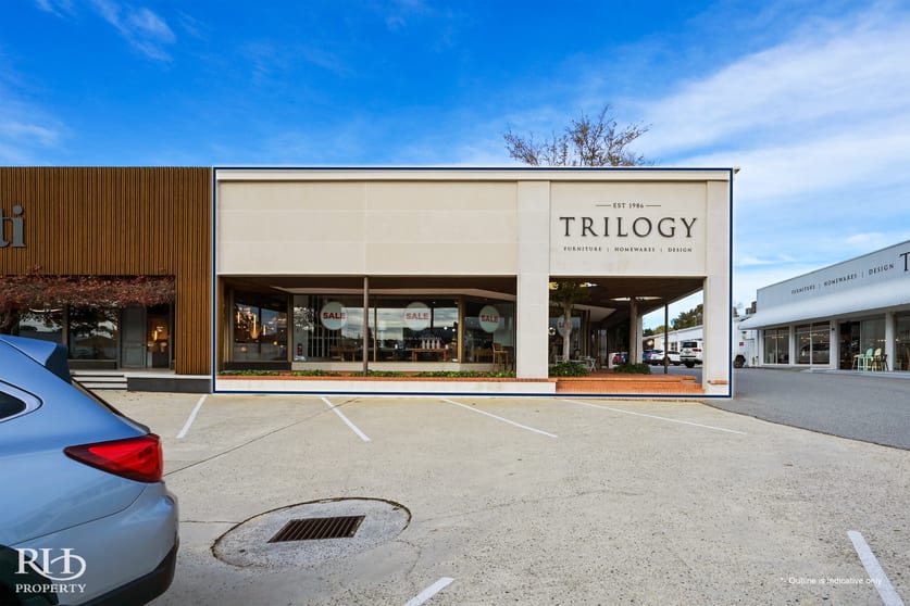 Click to view all images 250B Stirling Highway Claremont WA 6010 - Image 2