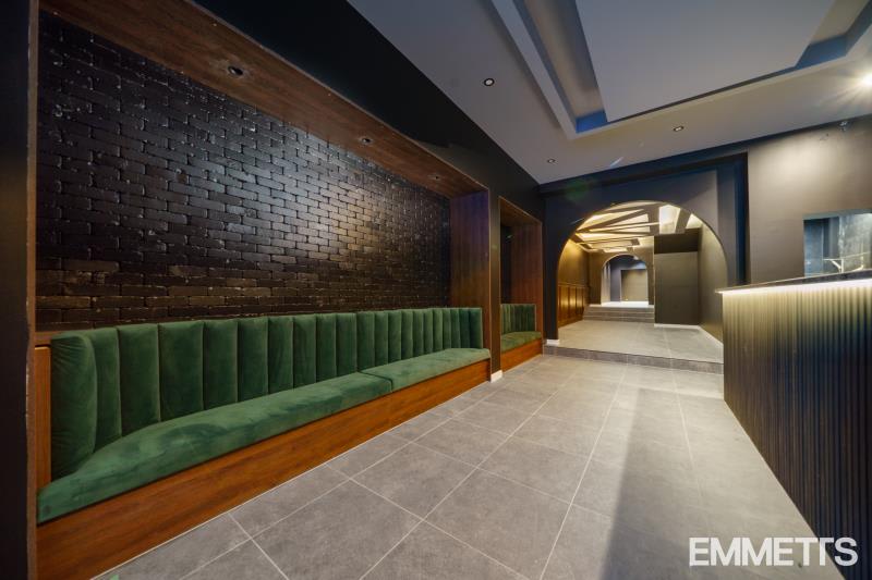 Click to view all images 108 Chapel Street Windsor VIC 3181 - Image 3