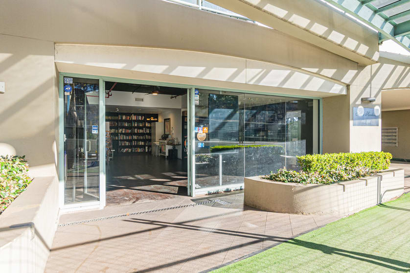 Click to view all images 1B/110 Alfred Street Milsons Point NSW 2061 - Image 1