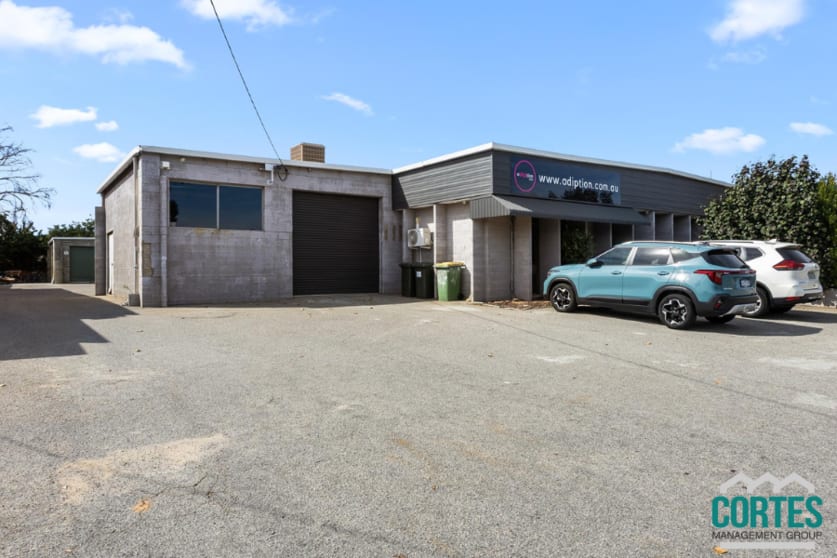Click to view all images 8/41 Reserve Dr Mandurah WA 6210 - Image 1