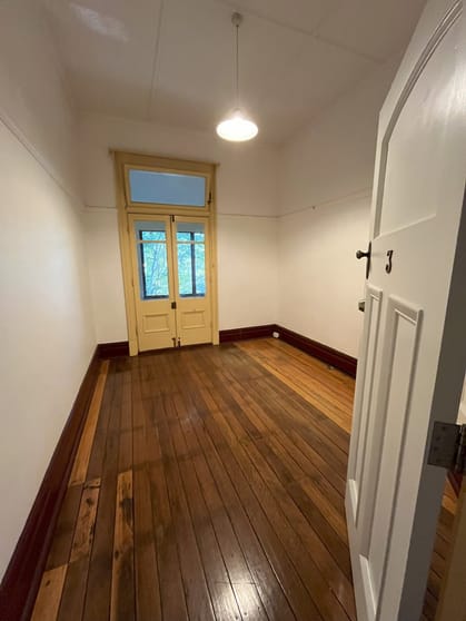 Click to view all images Suite 3,/18-20 Byron Street Bangalow NSW 2479 - Image 2