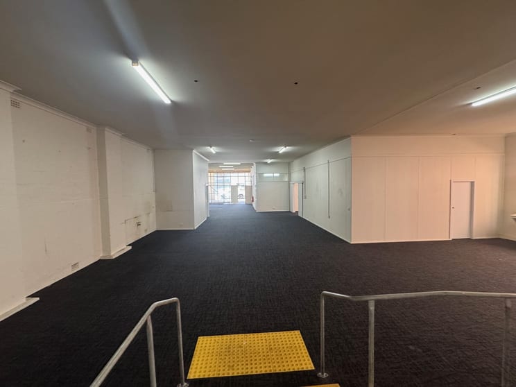 2/32 - 34 Auburn Street Wollongong NSW 2500 - Image 3