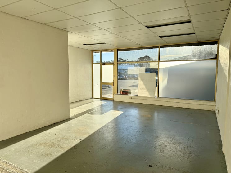 4/270 Beach Road Batehaven NSW 2536 - Image 1