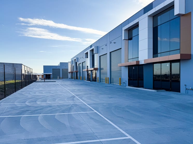 9 Medley Drive Cranbourne North VIC 3977 - Image 3