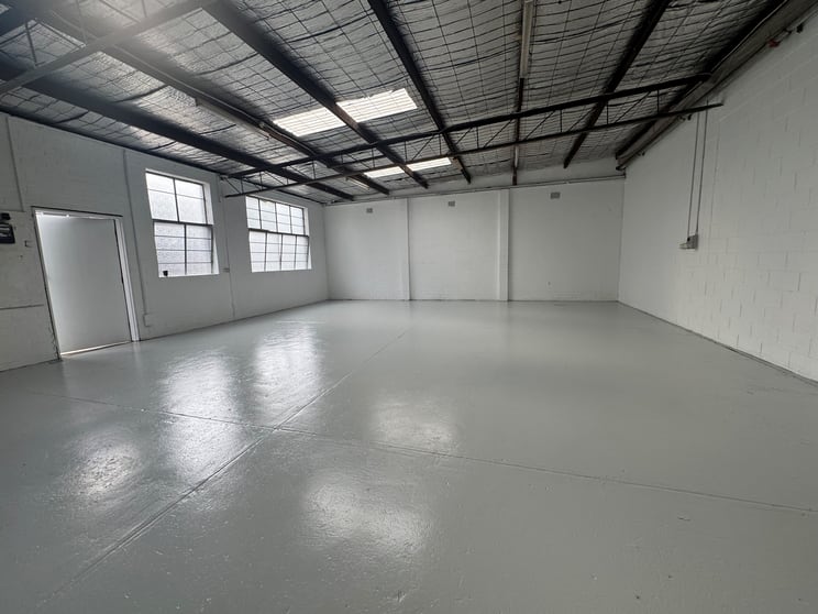 Click to view all images 1-16/35 Power Road Bayswater VIC 3153 - Image 1