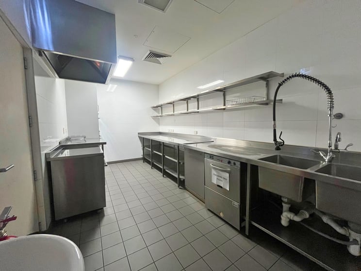 Click to view all images Unit 14/12-18 Clarendon Street Artarmon NSW 2064 - Image 3