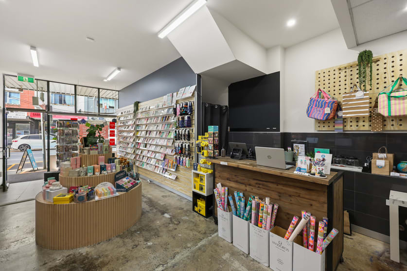 Click to view all images 137 Koornang Road Carnegie VIC 3163 - Image 3