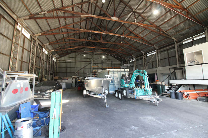 Click to view all images 7-9 Oonoonba Rd Idalia QLD 4811 - Image 3