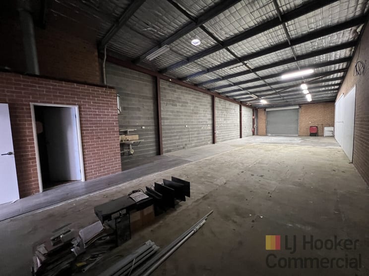 Click to view all images 6/168 Pacific Highway Tuggerah NSW 2259 - Image 3