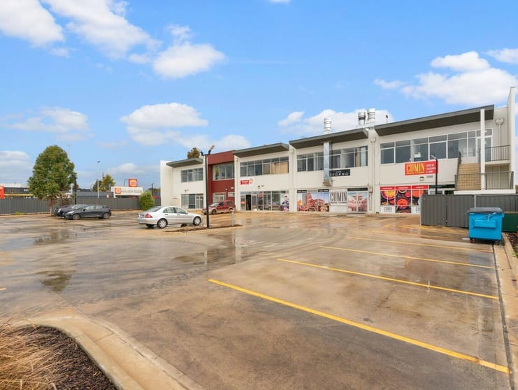 Click to view all images SHOP 3/246 Curtis Rd Munno Para SA 5115 - Image 2