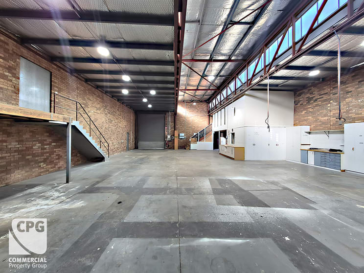 8/106 Canterbury Road Bankstown NSW 2200 - Image 2