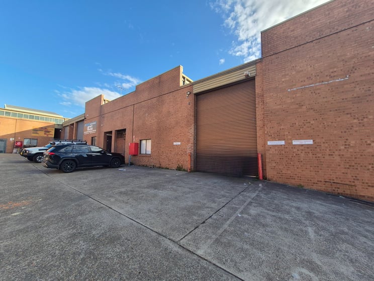 8/106 Canterbury Road Bankstown NSW 2200 - Image 1