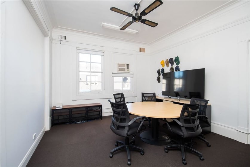 Click to view all images 1/9 Newcastle St Rose Bay NSW 2029 - Image 3