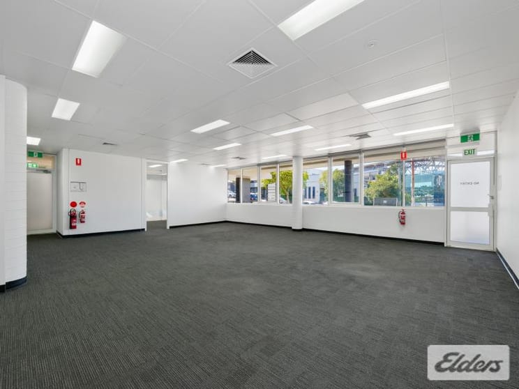 Suite/27 Mayneview Street Milton QLD 4064 - Image 3