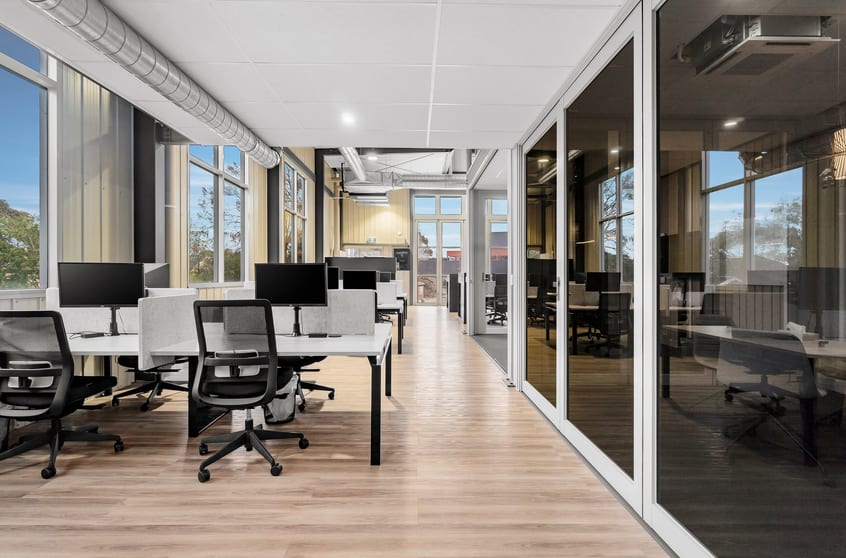 Click to view all images 5B Development Boulevard Mill Park VIC 3082 - Image 3