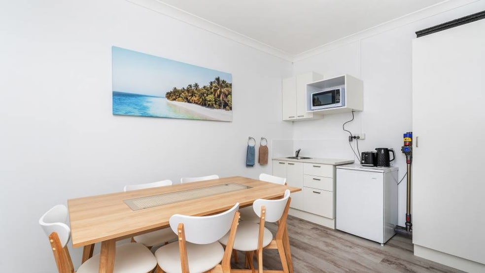 Click to view all images 5/152 Boat Harbour Drive Pialba QLD 4655 - Image 3