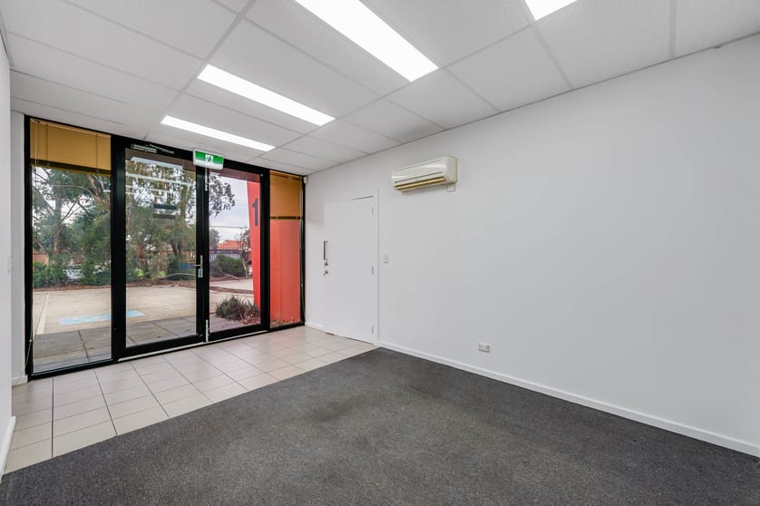 Click to view all images 1/2D Indwe Street West Footscray VIC 3012 - Image 2