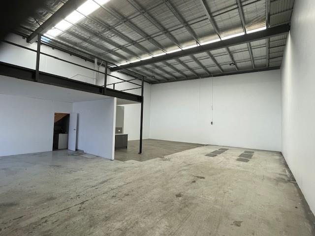 Click to view all images 562 Geelong Road Brooklyn VIC 3012 - Image 2
