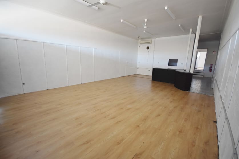 Click to view all images 1086C Mate Street Lavington NSW 2641 - Image 3