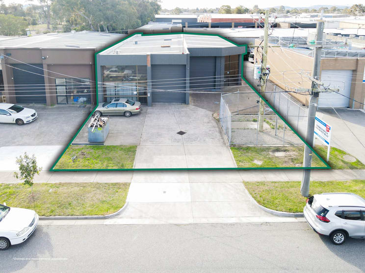 Click to view all images 19 Amberley Crescent Dandenong South VIC 3175 - Image 1
