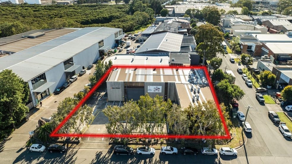 Click to view all images 2 Carolyn Street Silverwater NSW 2128 - Image 2