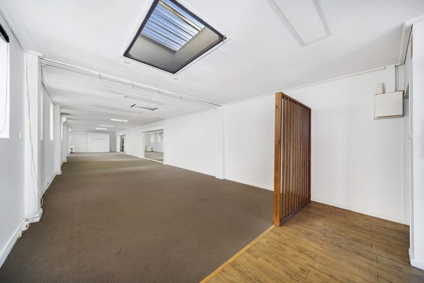 Click to view all images 319 St Georges Road Fitzroy North VIC 3068 - Image 3
