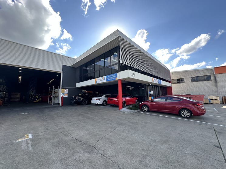 Click to view all images B/361 Bradman Street Acacia Ridge QLD 4110 - Image 1