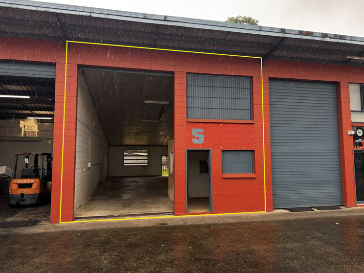 Click to view all images 5/36-38 Ishmael Road Earlville QLD 4870 - Image 1
