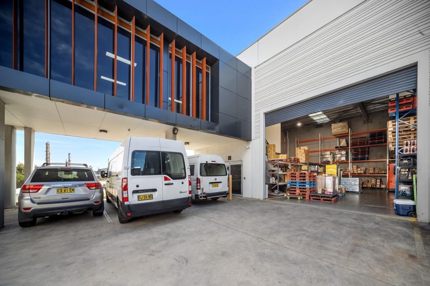 Click to view all images Unit 5/7 Jullian Close Banksmeadow NSW 2019 - Image 3