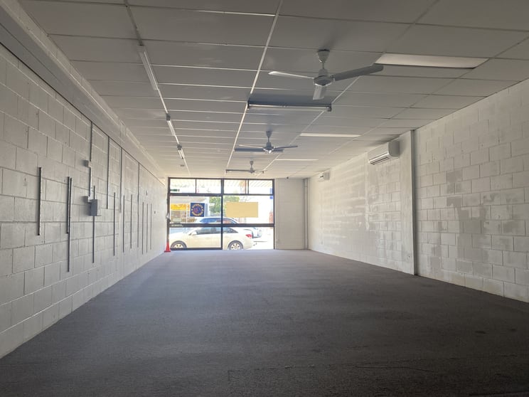 1/5 Torquay Road Pialba QLD 4655 - Image 3