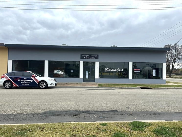 Click to view all images 1/6 Chapman Swan Hill VIC 3585 - Image 1